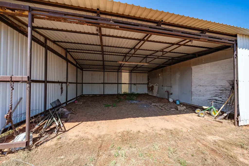 1105 County Road 345 Rotan TX 79546