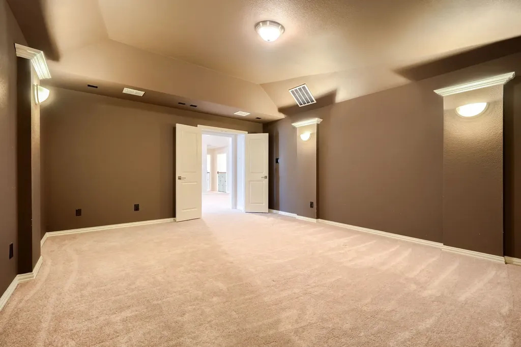 1224 Damsel Grey Trail Lewisville TX 75056