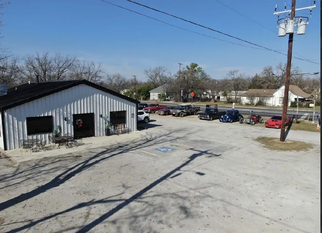106 N 1st Street Bangs TX 76823