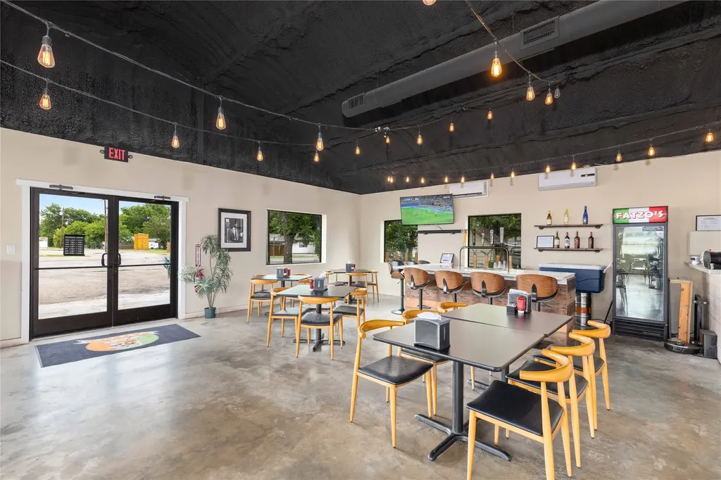 106 N 1st Street Bangs TX 76823