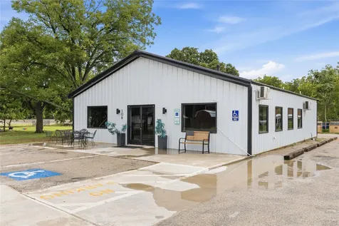 106 N 1st Street Bangs TX 76823