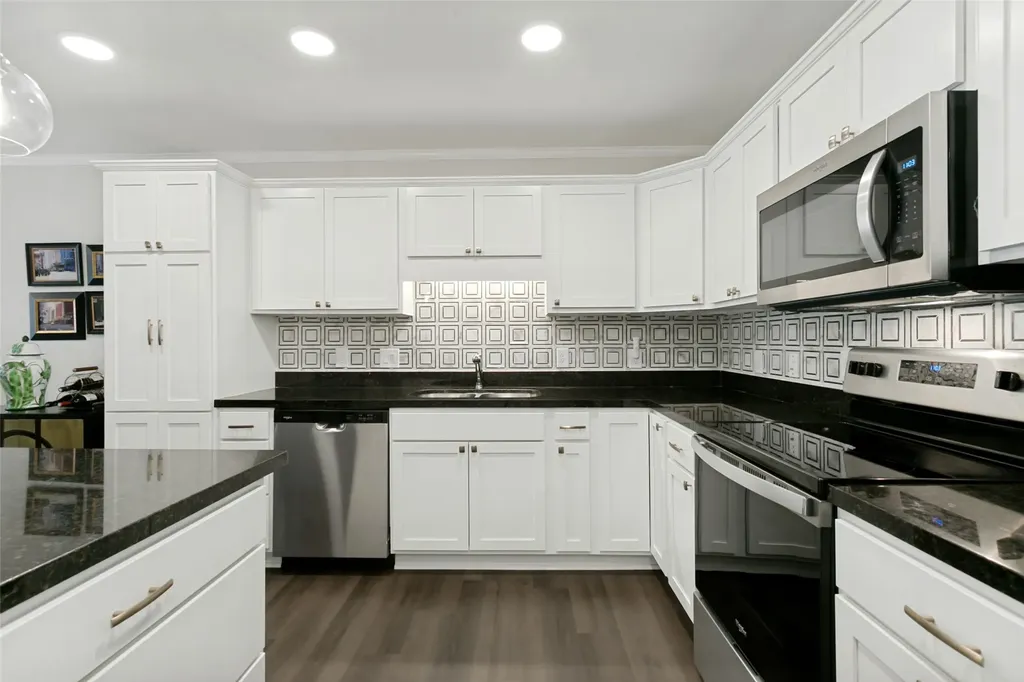 8381 Davis Boulevard North Richland Hills TX 76182