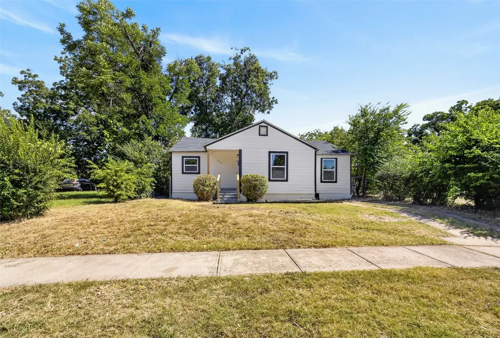 1212 E Ramsey Avenue Fort Worth TX 76104