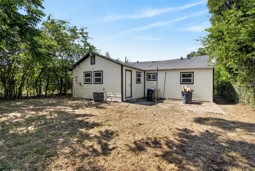 1212 E Ramsey Avenue Fort Worth TX 76104