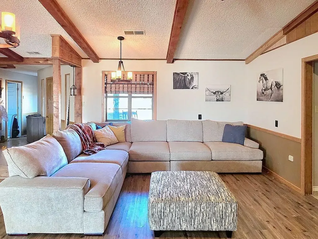 8908 Co Rd 103 Road Hamlin TX 79520