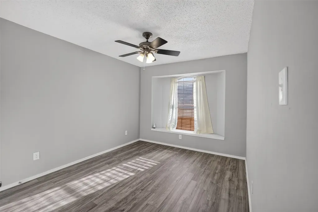 3514 Daisy Lane Grand Prairie TX 75052