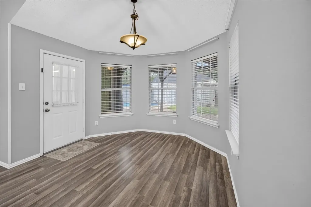 3514 Daisy Lane Grand Prairie TX 75052