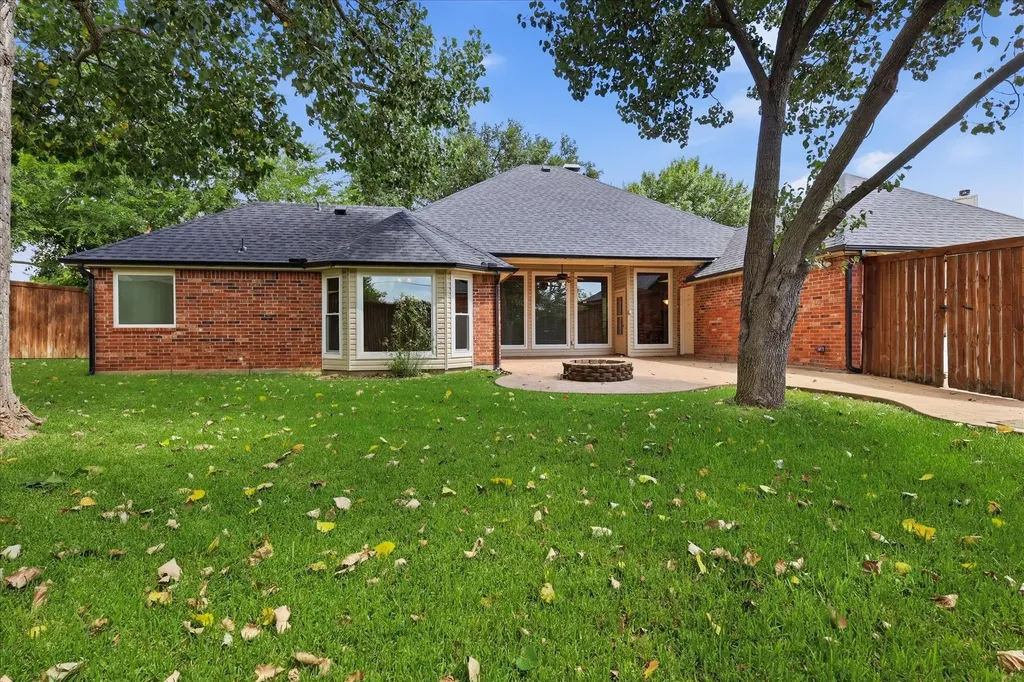 1513 Commerce Drive Plano TX 75093