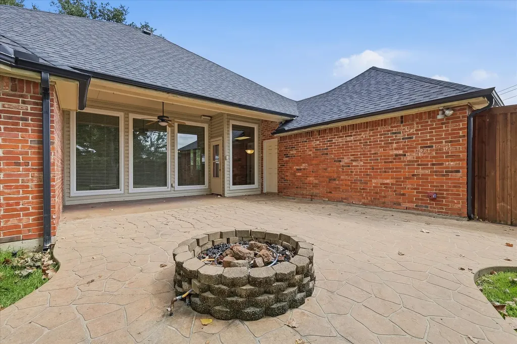 1513 Commerce Drive Plano TX 75093