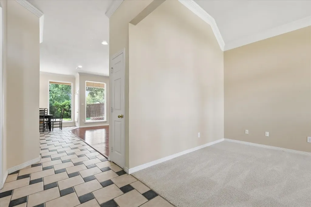 1513 Commerce Drive Plano TX 75093