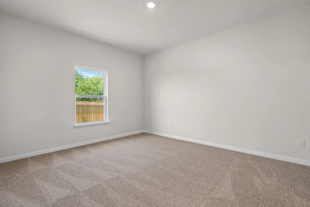 8325 White Wolf Trail Ponder TX 76259