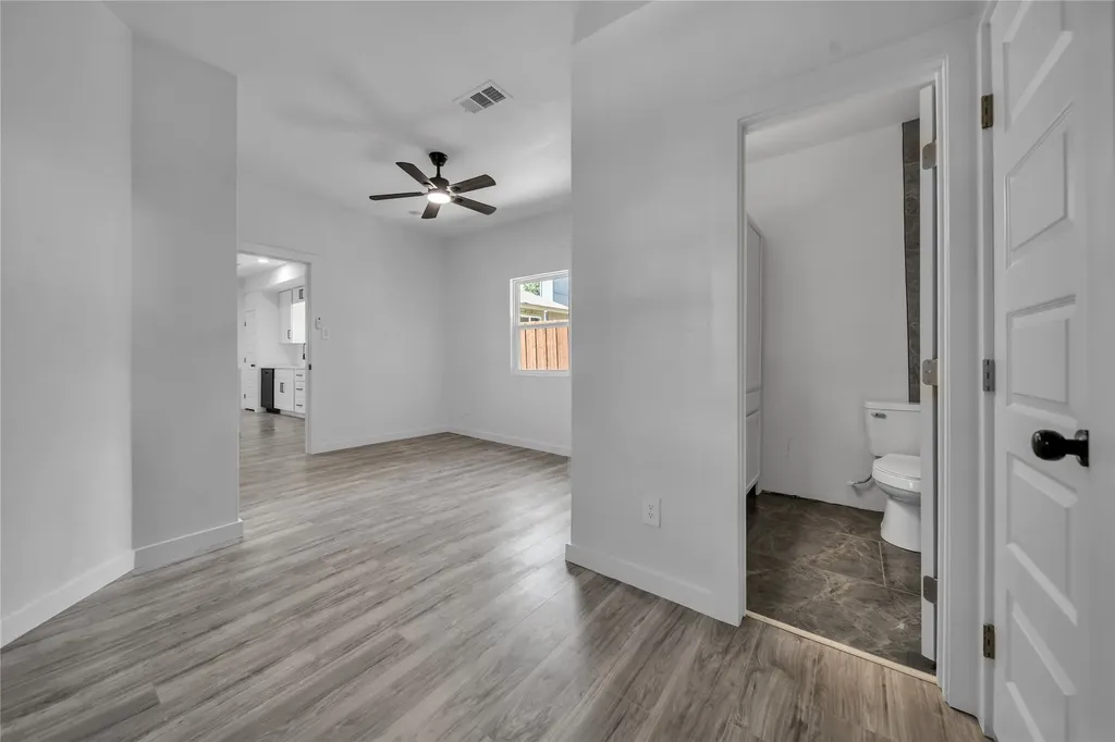 3901 Glengate Drive Arlington TX 76016