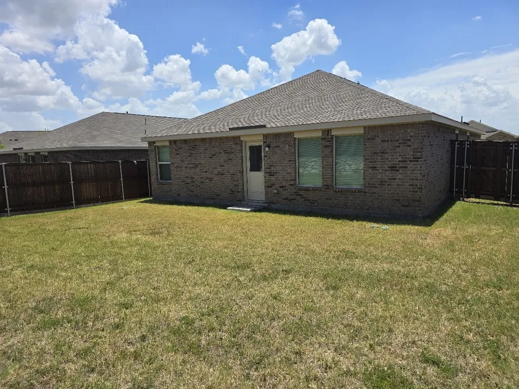 2821 Ozark Circle Little Elm TX 75068