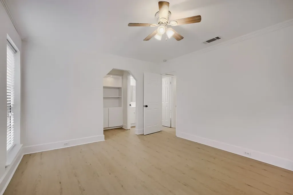 2703 Partridge Avenue Arlington TX 76017