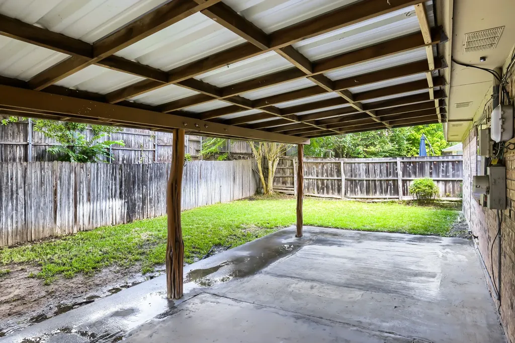 2703 Partridge Avenue Arlington TX 76017