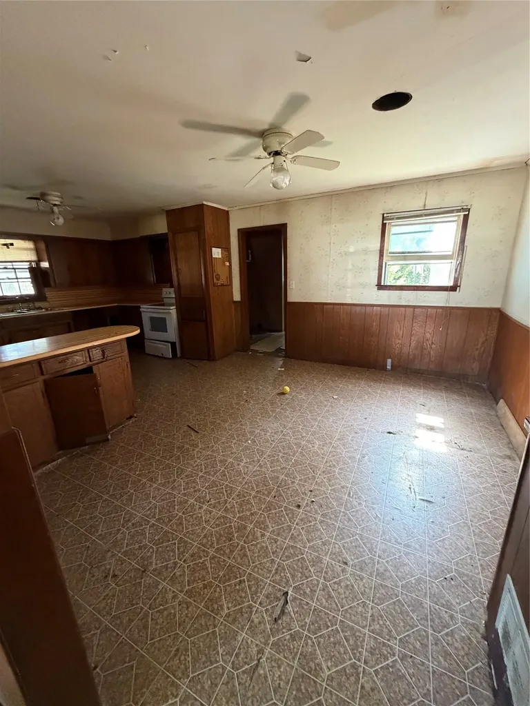 616 White Street Whitesboro TX 76273