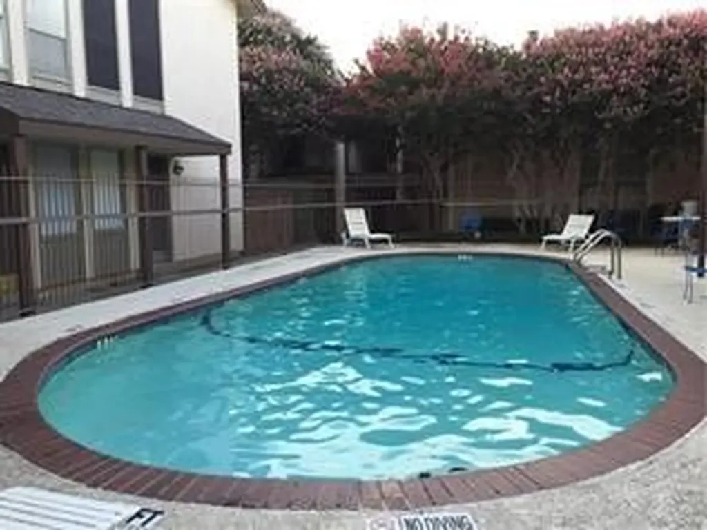 12818 Midway Road Dallas TX 75244
