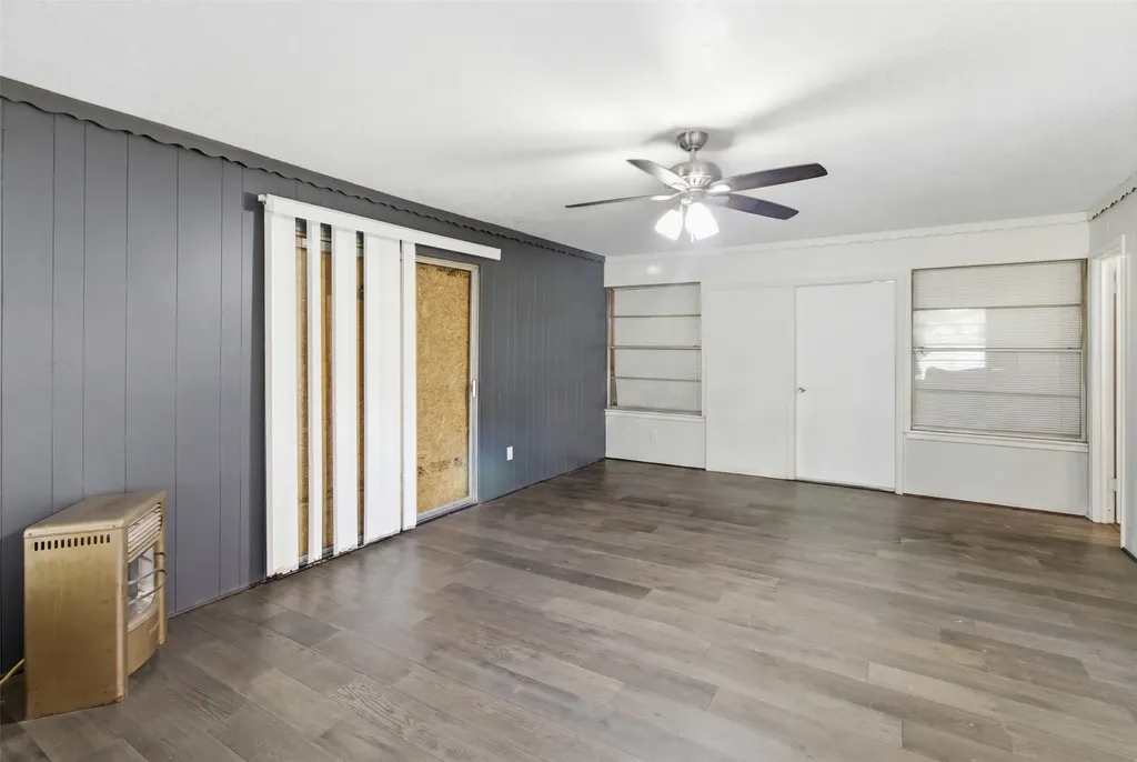 6632 Emhouse Street Dallas TX 75232