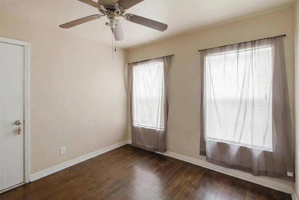 6632 Emhouse Street Dallas TX 75232