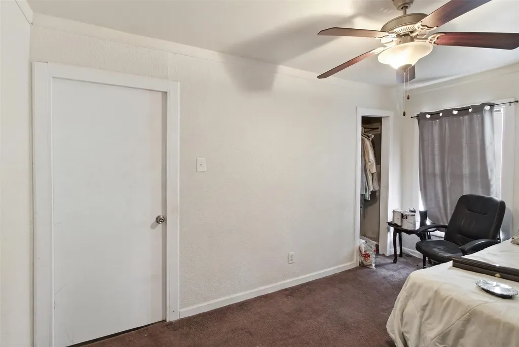 6632 Emhouse Street Dallas TX 75232