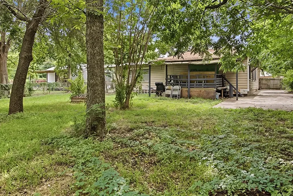 6632 Emhouse Street Dallas TX 75232