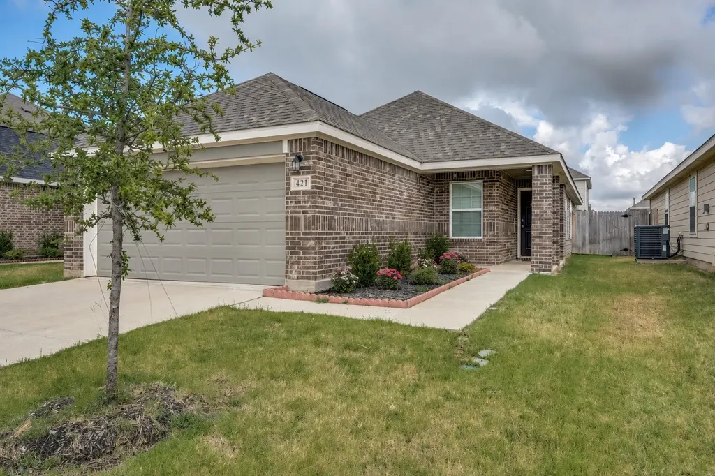 421 Sussex Drive Everman TX 76140