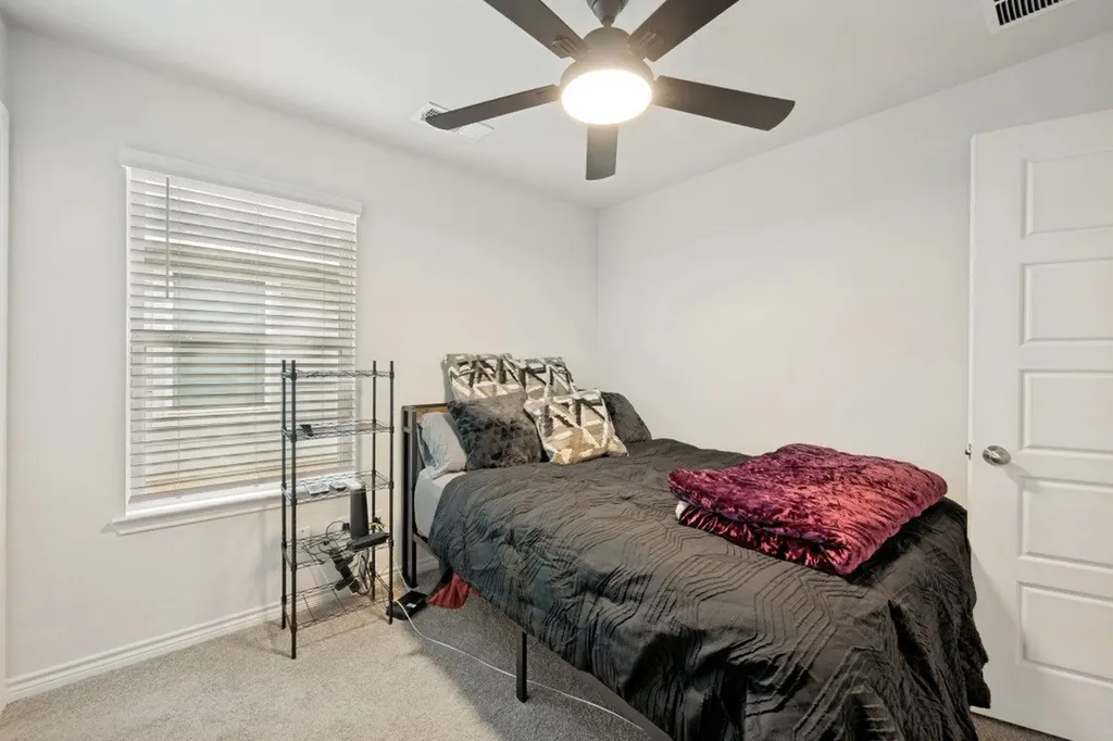421 Sussex Drive Everman TX 76140