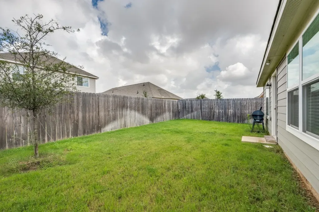 421 Sussex Drive Everman TX 76140