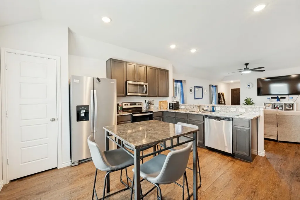 421 Sussex Drive Everman TX 76140