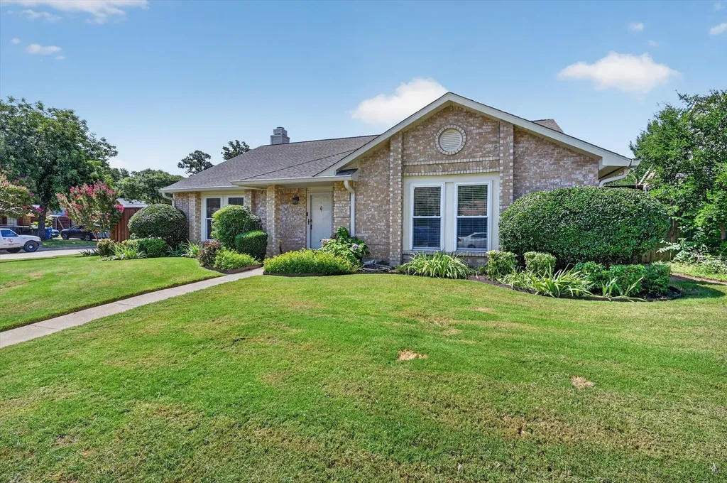 2801 Stratford Lane Flower Mound TX 75028