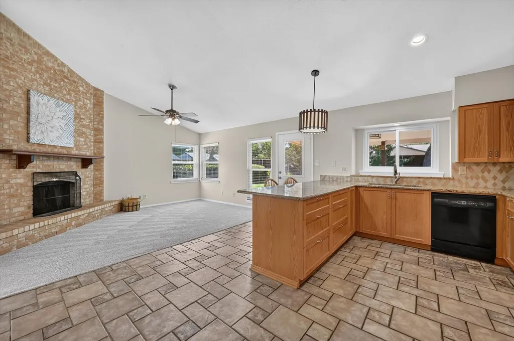 2801 Stratford Lane Flower Mound TX 75028