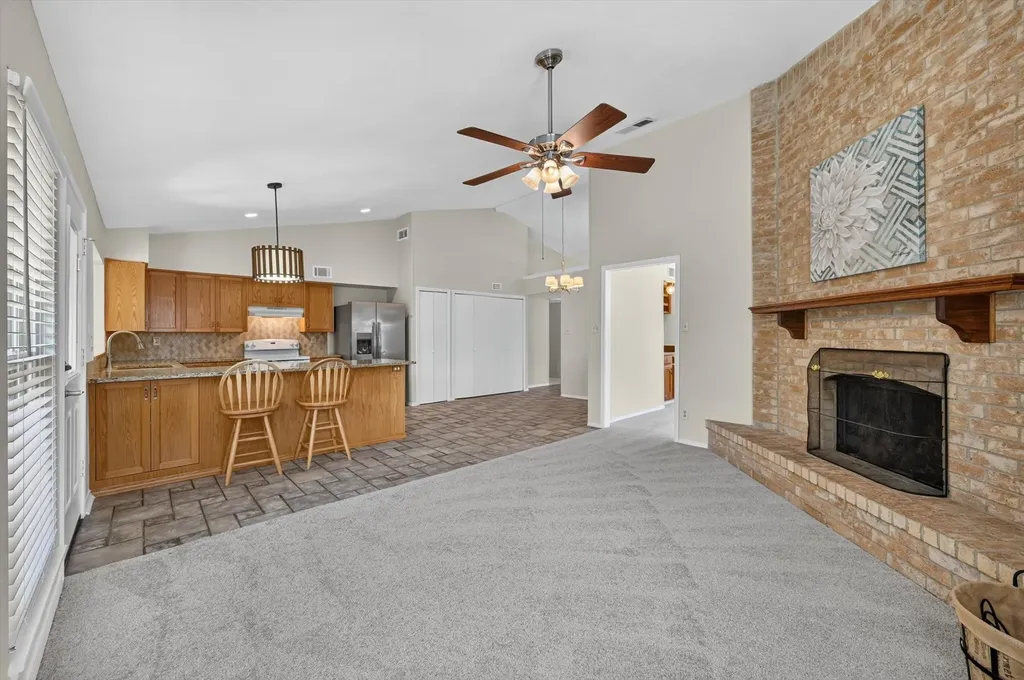 2801 Stratford Lane Flower Mound TX 75028