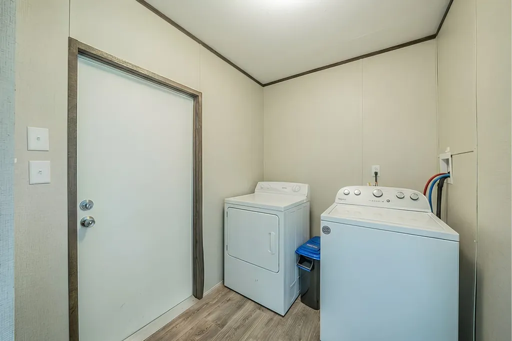 460 County Road 1260 Savoy TX 75479