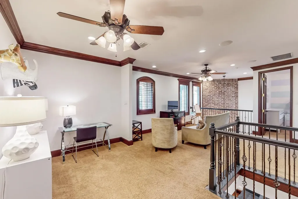 18156 Frankford Lakes Circle Dallas TX 75252