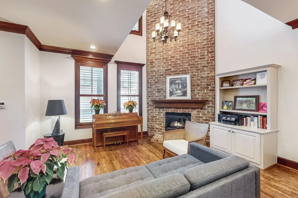 18156 Frankford Lakes Circle Dallas TX 75252