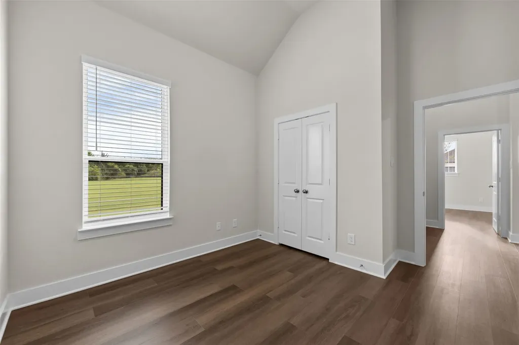 552 Holiday Avenue Waxahachie TX 75165