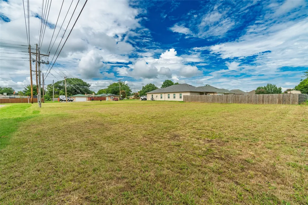 3625 & 3635 Shelby Avenue Greenville TX 75402