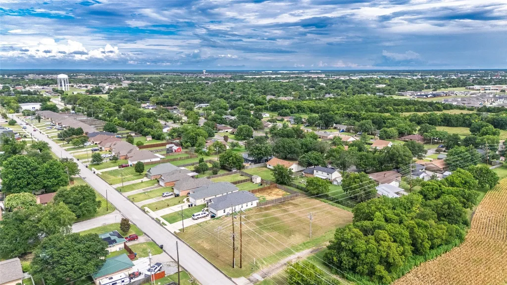 3625 & 3635 Shelby Avenue Greenville TX 75402