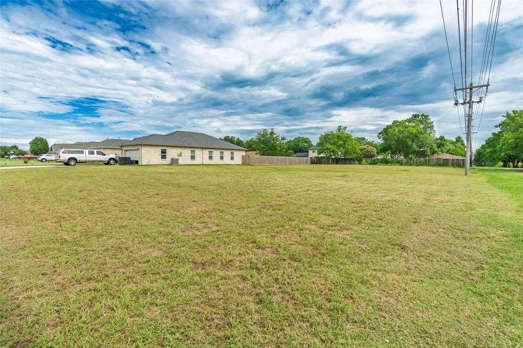 3625 & 3635 Shelby Avenue Greenville TX 75402