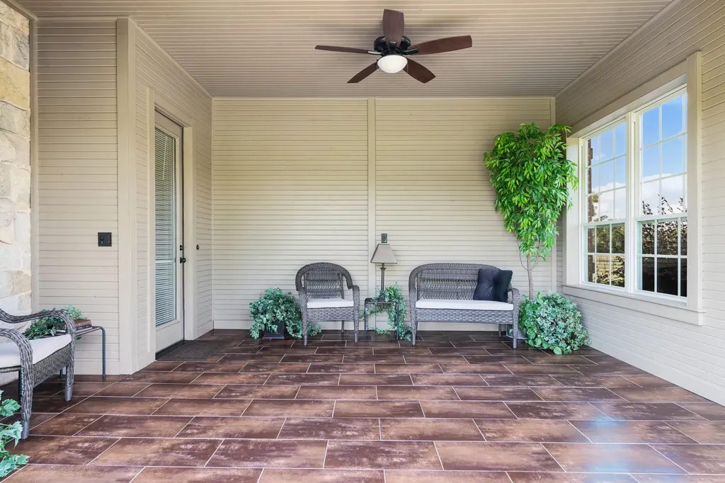 5500 Farm To Market 195 Paris TX 75462