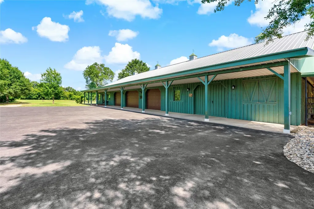 5500 Farm To Market 195 Paris TX 75462