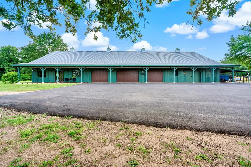 5500 Farm To Market 195 Paris TX 75462