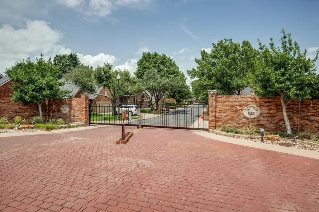 1105 Ellison Park Circle Denton TX 76205