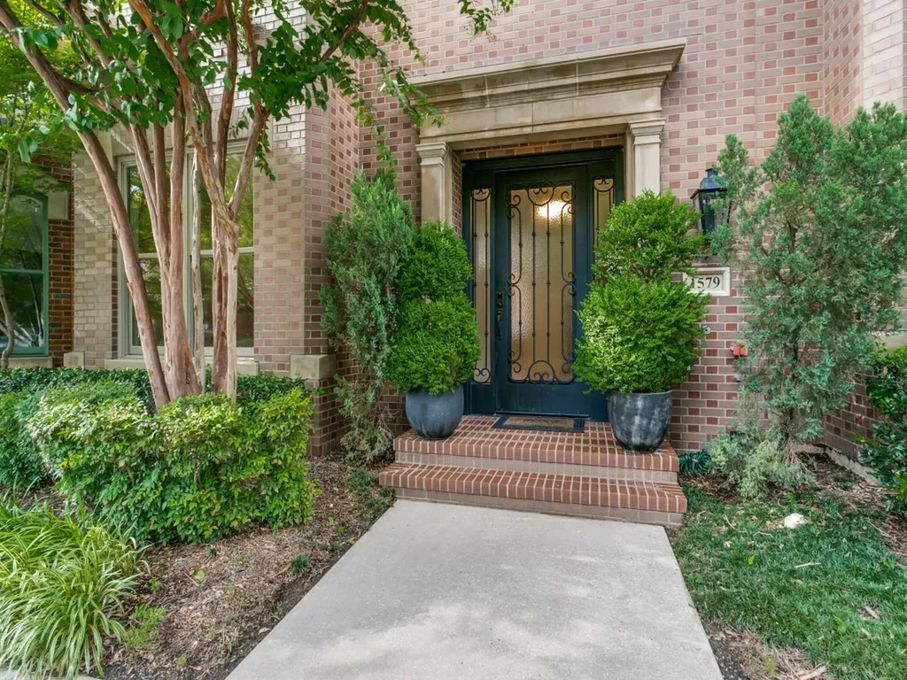 1579 Main Street Southlake TX 76092