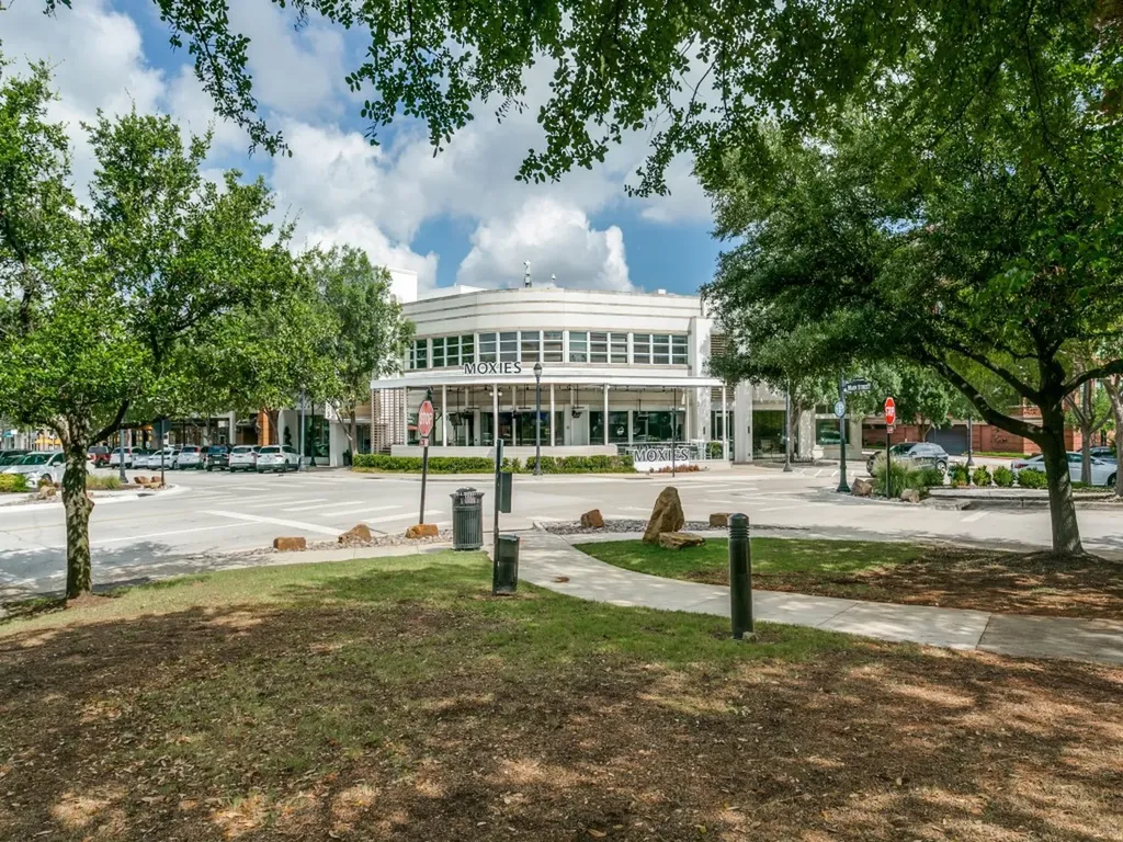 1579 Main Street Southlake TX 76092