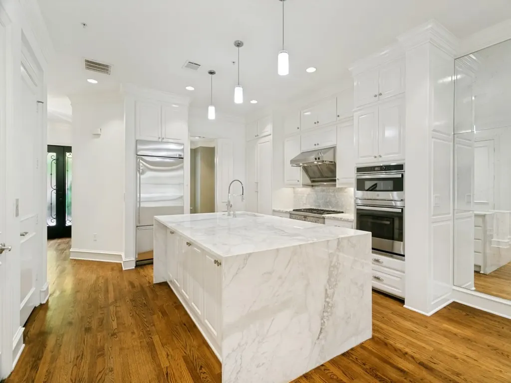 1579 Main Street Southlake TX 76092
