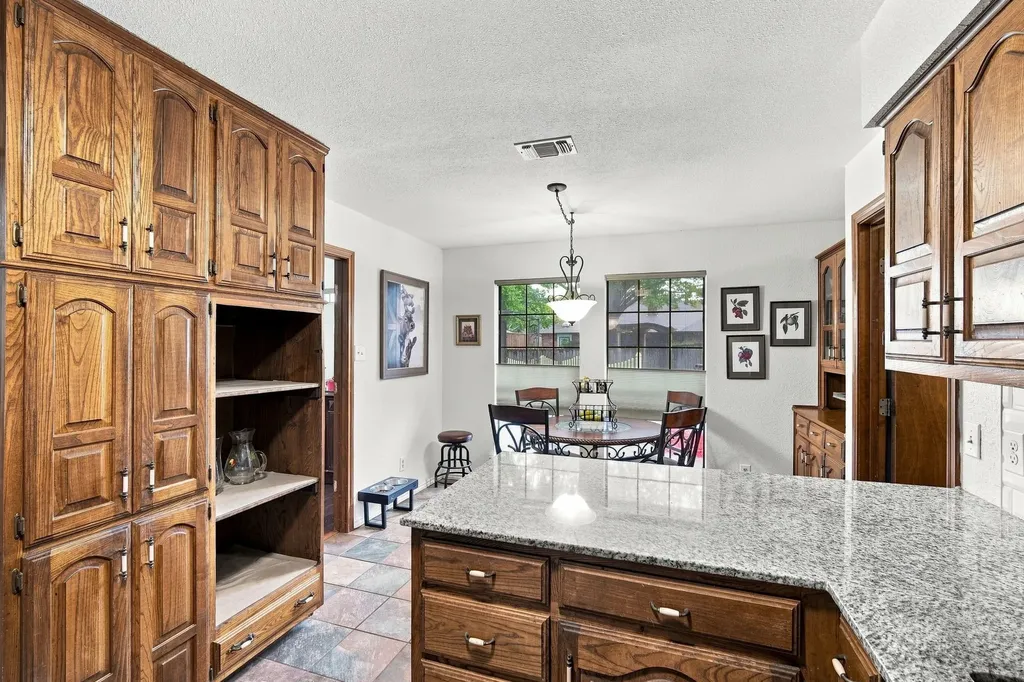 115 Redman Lane Waxahachie TX 75165