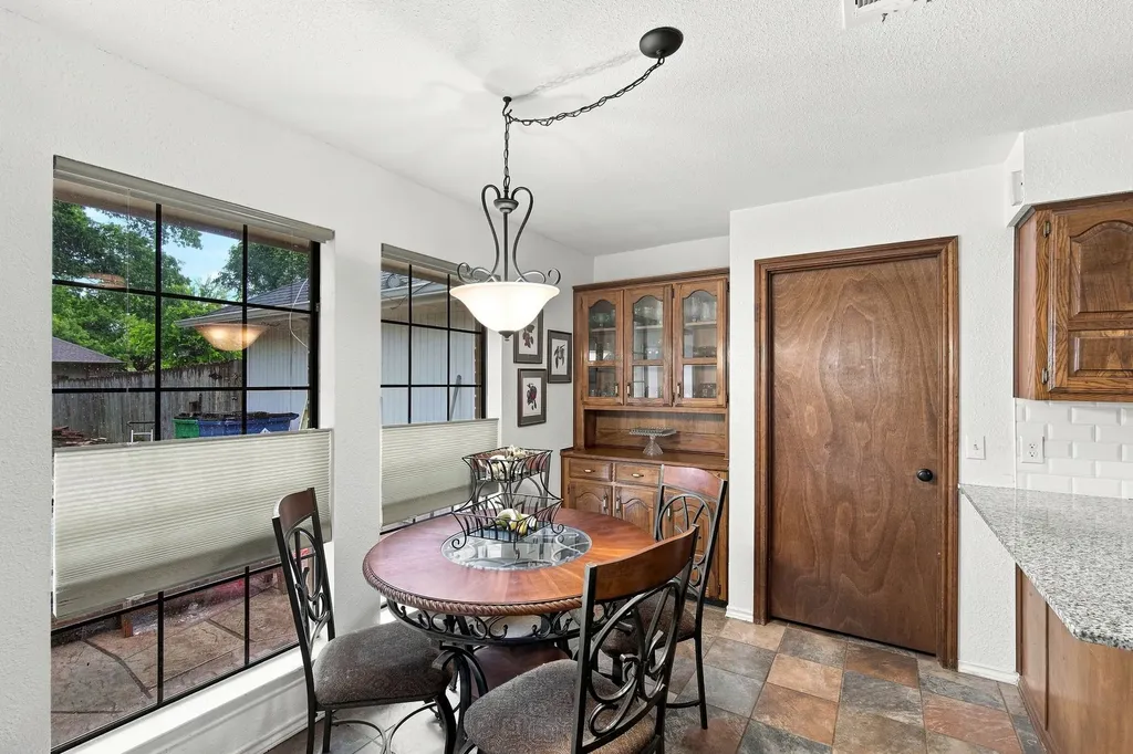 115 Redman Lane Waxahachie TX 75165