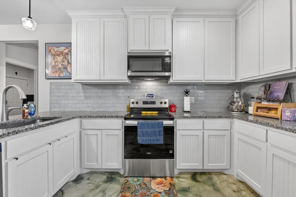 223 Julian Lane Poolville TX 76487