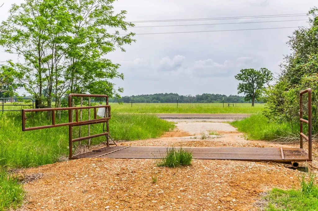 0 Fm 645 Tennessee Colony TX 75861